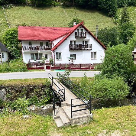 Casuta De Langa Padure Hotell Moeciu De Sus Exteriör bild