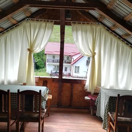 Casuta De Langa Padure Hotell Moeciu De Sus Exteriör bild