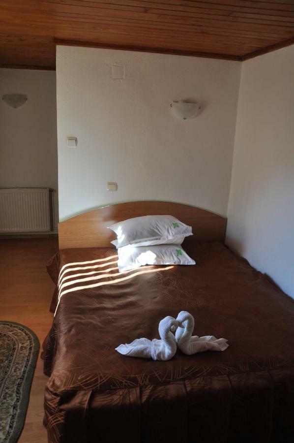 Casuta De Langa Padure Hotell Moeciu De Sus Exteriör bild